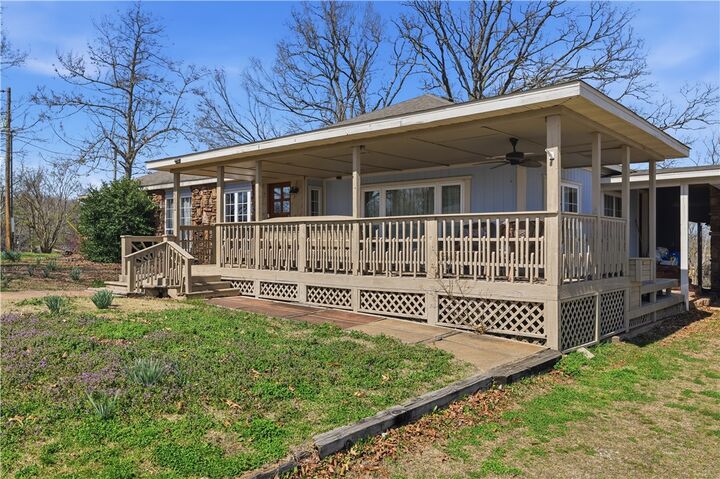 Property Photo:  16602 N Willow Drive  AR 72756 