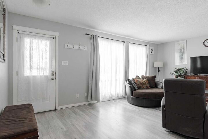 Property Photo:  113 Deep Road  AB T9K 1B7 