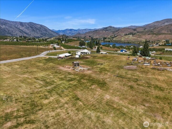 Property Photo:  1594  Green Avenue  WA 98831 