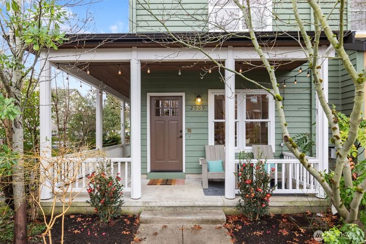 Property Photo:  2909 S Adams Street  WA 98108 