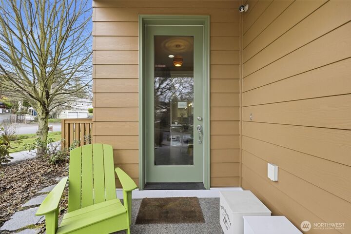 Property Photo:  3129 S Adams Street  WA 98108 
