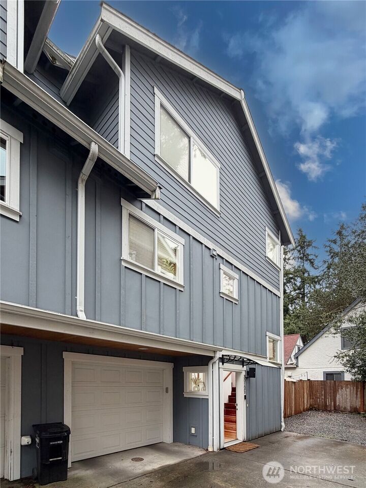 Property Photo:  3012 NE 137th Street B  WA 98125 