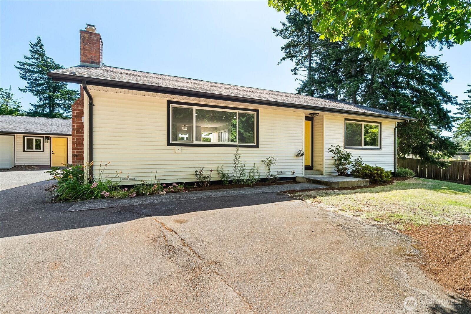 Property Photo: 3984 Bancroft Road WA 98225