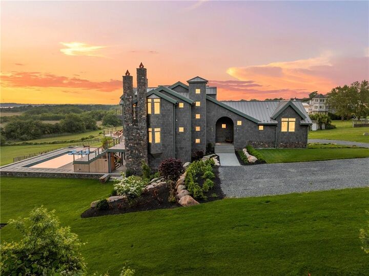 Property Photo:  82 Nonquit Lane  RI 02878 