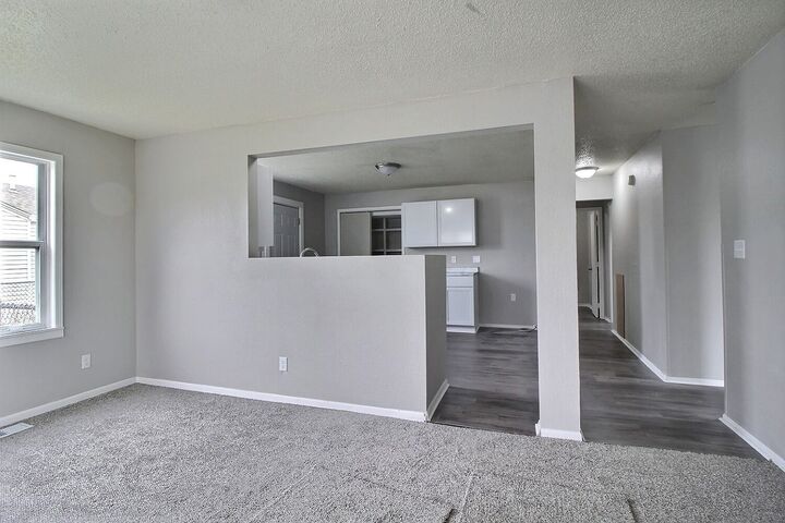 Property Photo:  2602 N Minnesota Ave  KS 67219 