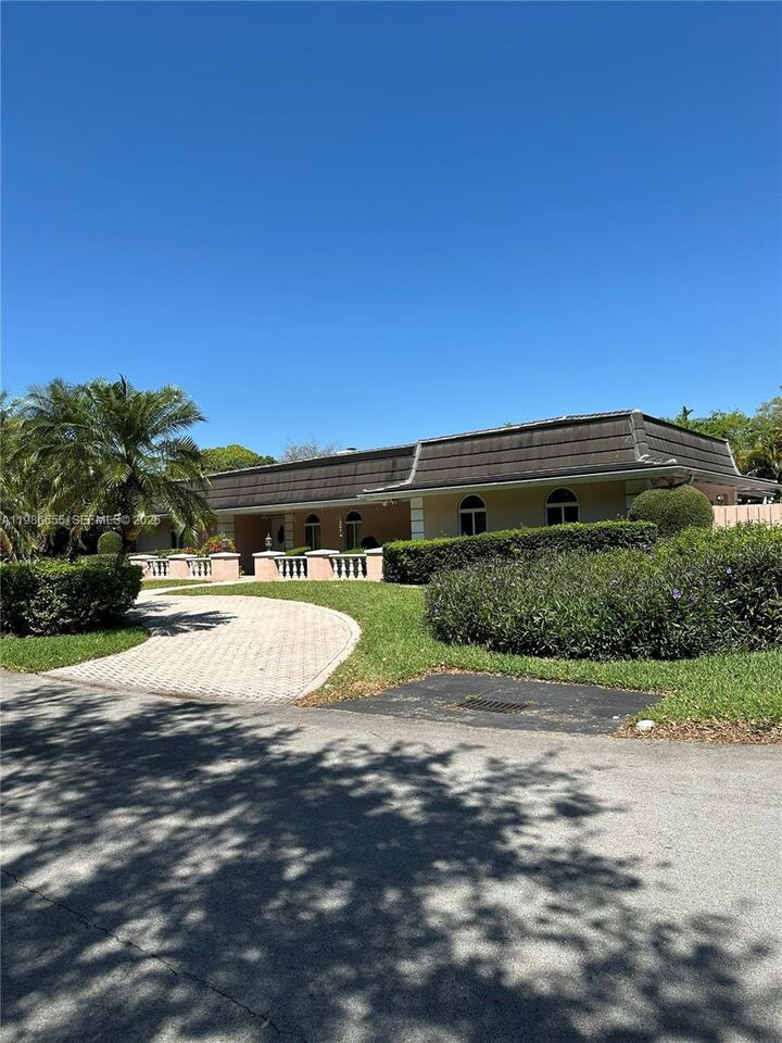 Property Photo:  10805 SW 128th Ter  FL 33176 