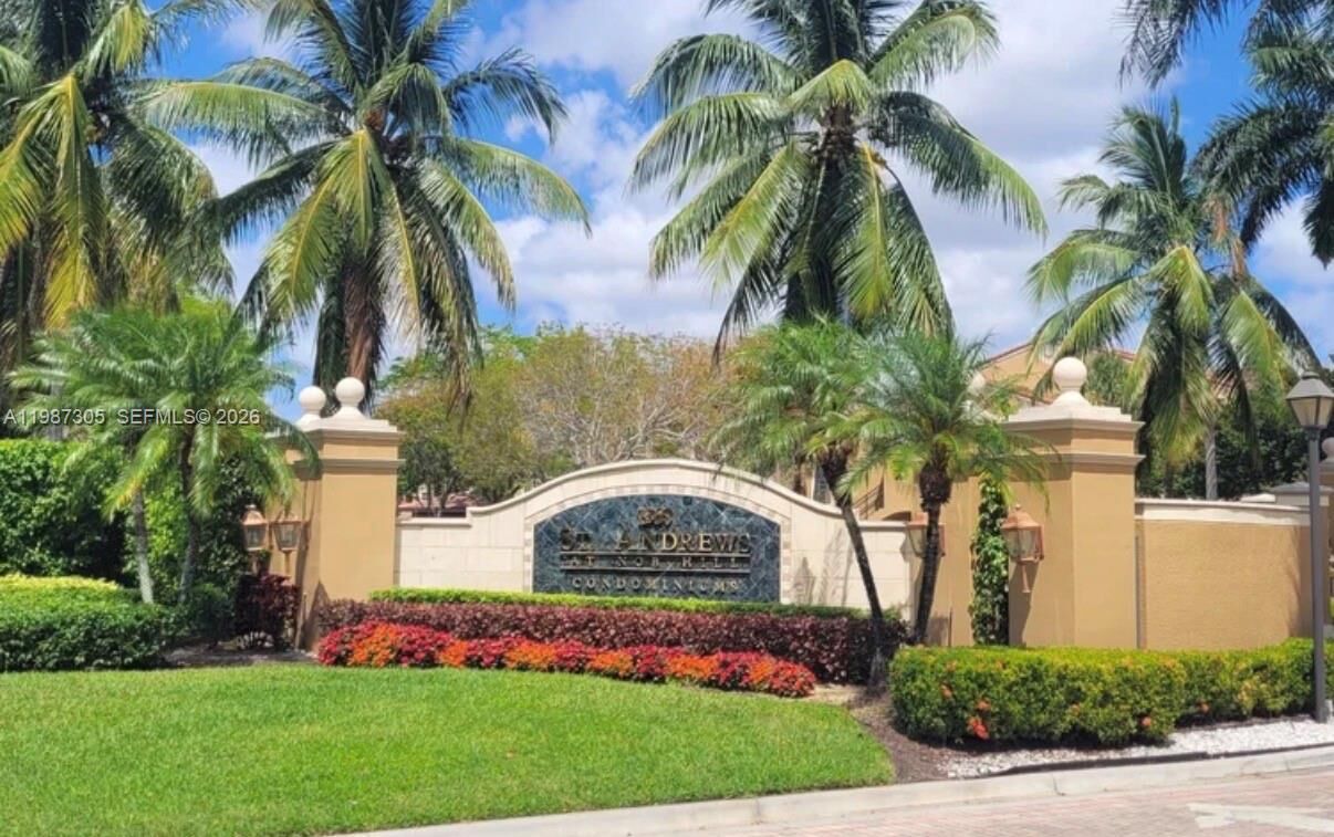 Property Photo:  8000 N Nob Hill Rd 107  FL 33321 