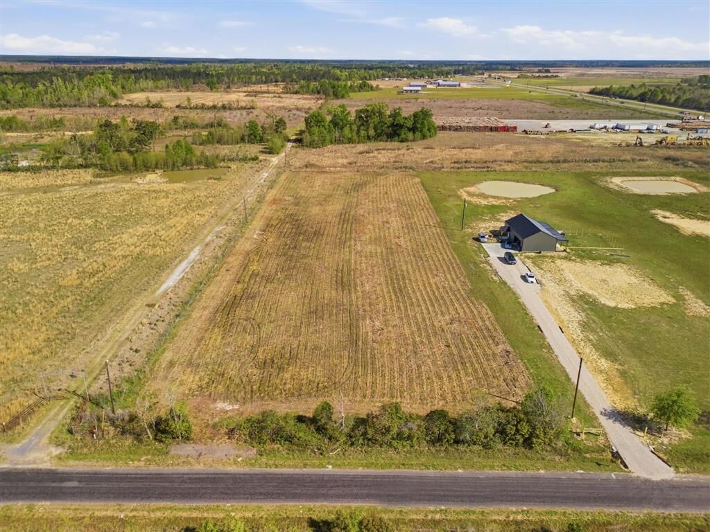 Property Photo:  202 Jackson-Gimnick Loop  LA 70657 