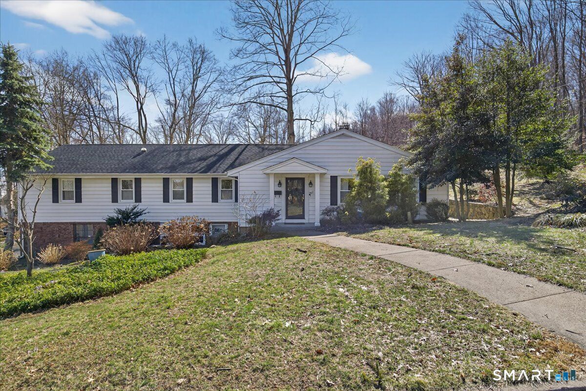 Property Photo: 362 Oliver Road CT 06515