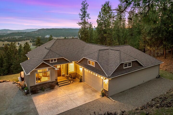 Property Photo:  10309 N Lookout View Ln  WA 99025 