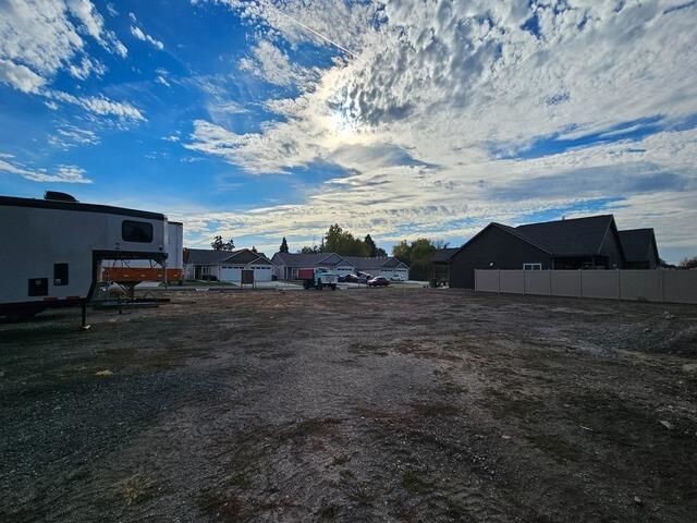 Property Photo:  8125 E Baldwin Ave  WA 99212 