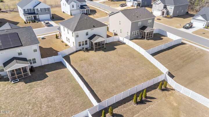 Property Photo:  25 Hartford Lane  NC 27526 