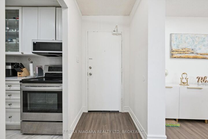 Property Photo: 340 Dixon Road 2306 ON M9R 1T1