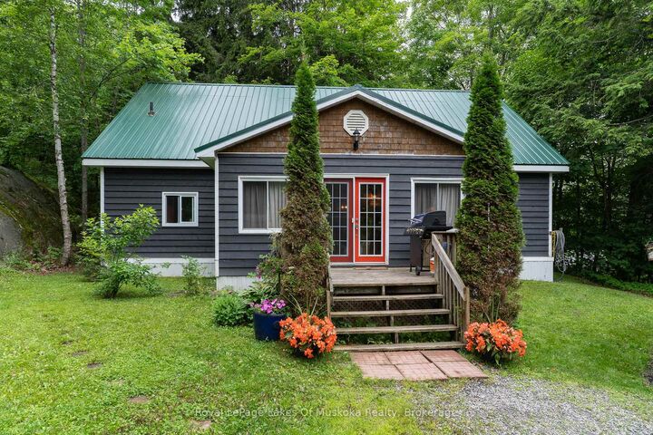 2709 Muskoka District 118 Road W — photo 1