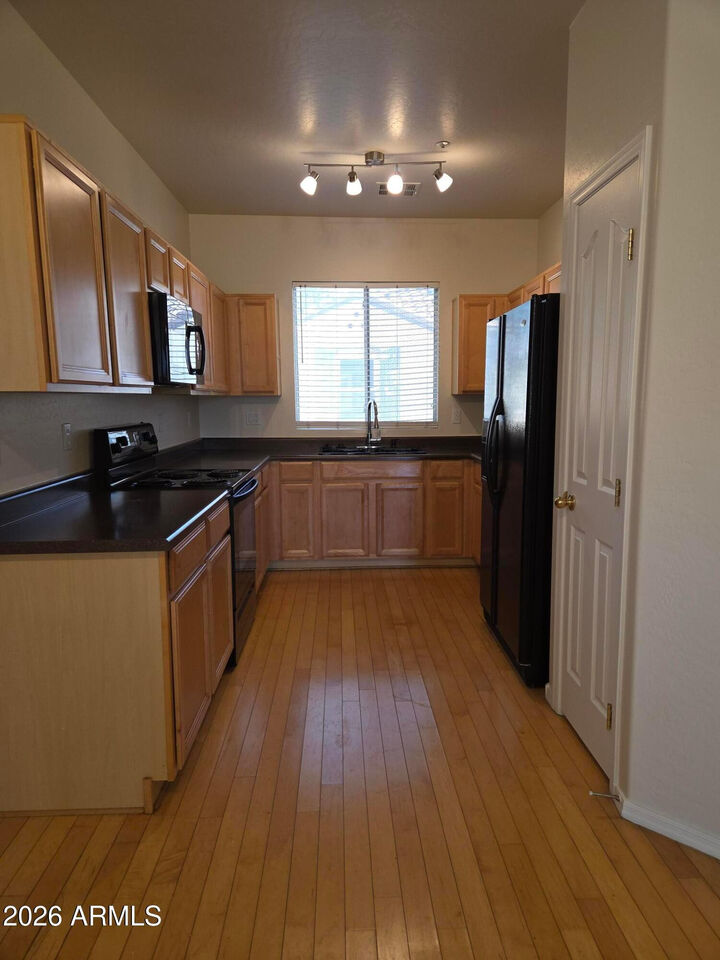Property Photo:  426 N Oak Street  AZ 85233 
