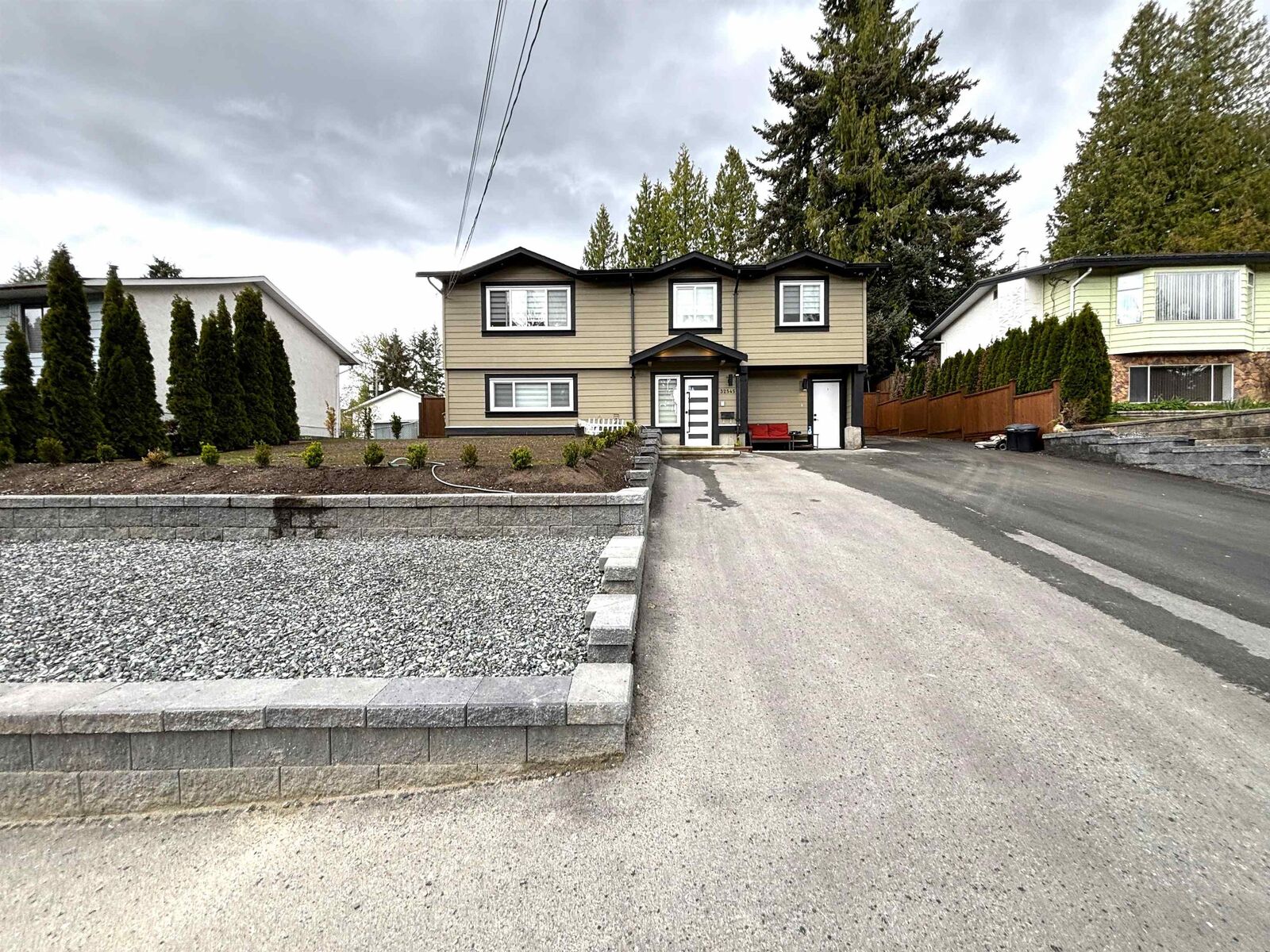 Property Photo:  32545 Ptarmigan Drive  BC V2V 5K6 