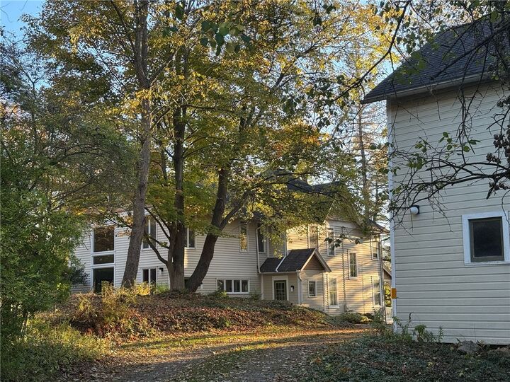 Property Photo:  11 Cornell Walk  NY 14850 