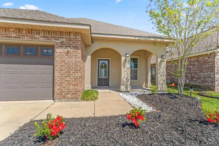 Property Photo:  4280 Olivia Drive  LA 70710 