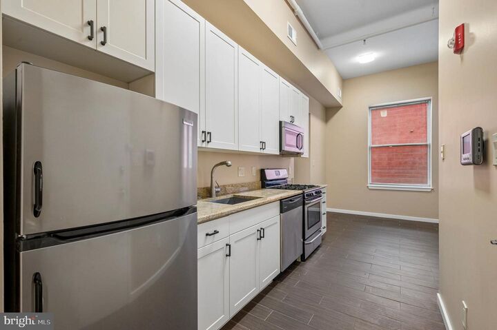 Property Photo: 1720 Sansom Street PA 19103