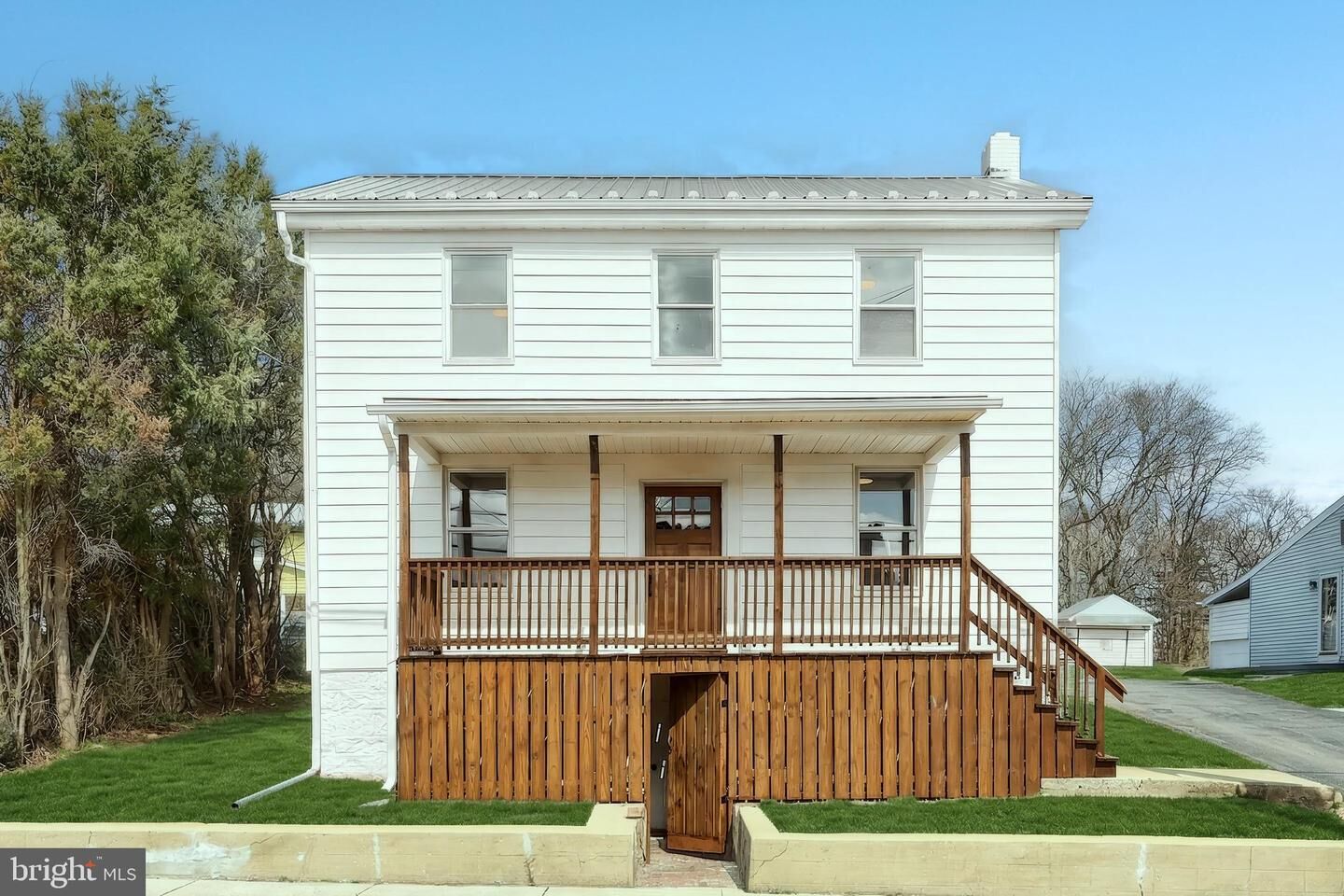 Property Photo:  433 Valley Street  PA 17053 