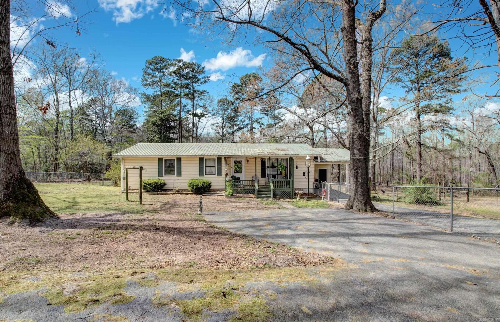 Property Photo:  18640 Tadlock Circle  AR 72002 