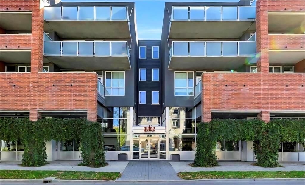 Photo de la propriété:  374 River Avenue  MB R3L 0E4 