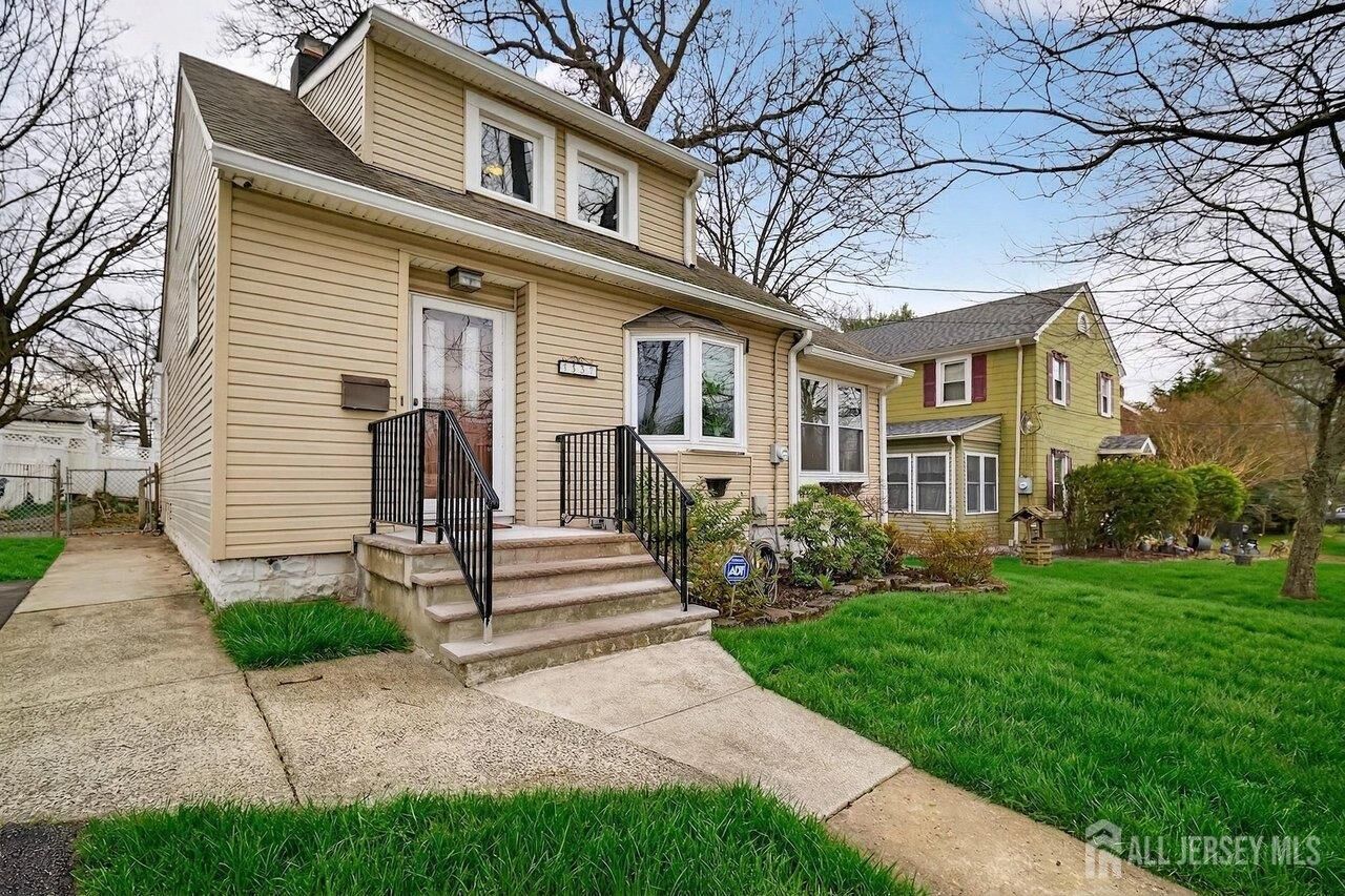 Property Photo:  18 Eggers Street  NJ 08816 