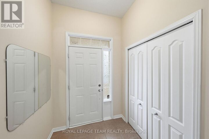 Property Photo:  167 Hornchurch Lane  ON K2J 0J9 