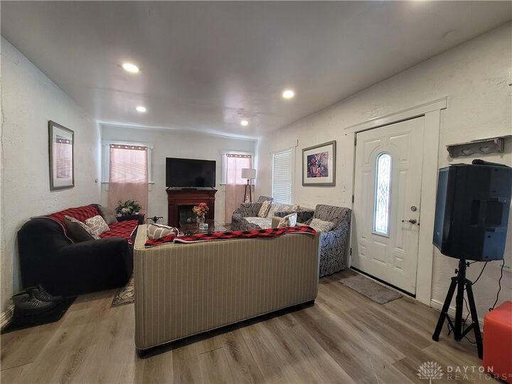 Property Photo:  1420 Wyoming Street  OH 45410 