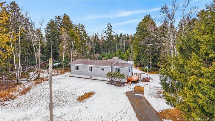 Property Photo:  250 Holt'S Point Road  NB E3B 3N7 