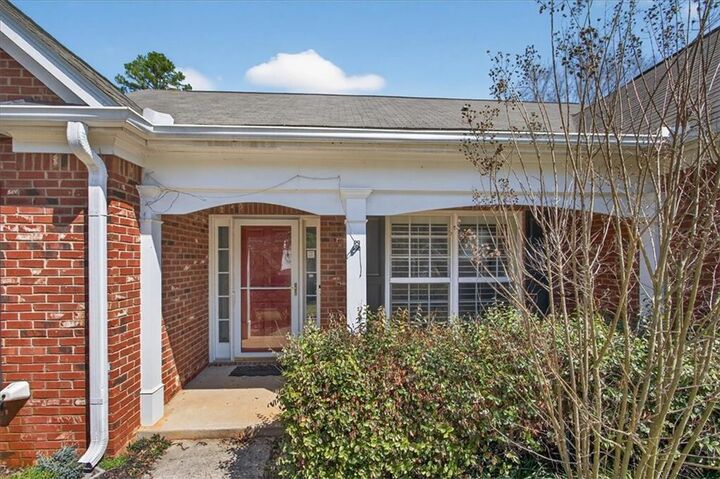 Property Photo: 151 Bent Ridge Drive S GA 30534