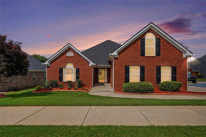 Property Photo:  401 Gracious Way  GA 30253 