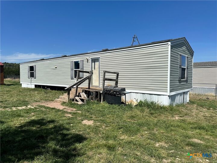 Property Photo:  228 Julia Drive  TX 76522 