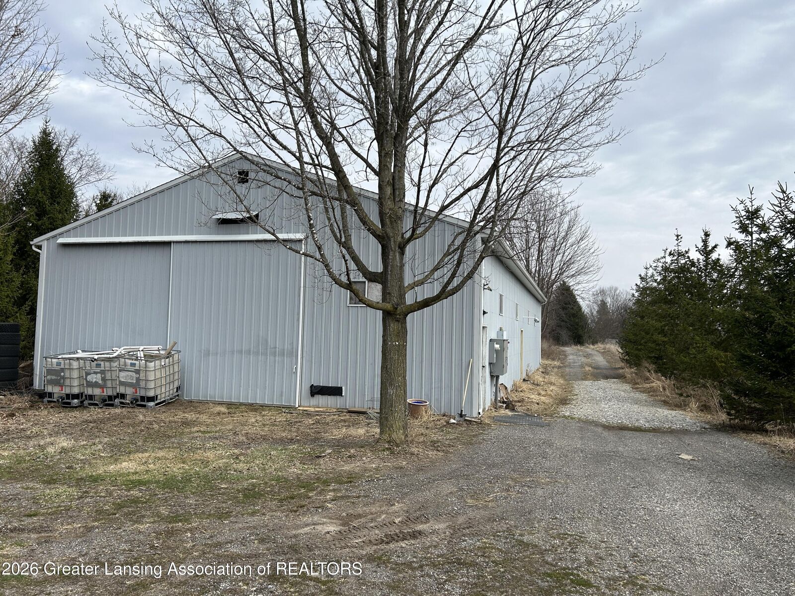 Property Photo:  1059 N Michigan Road  MI 48827 