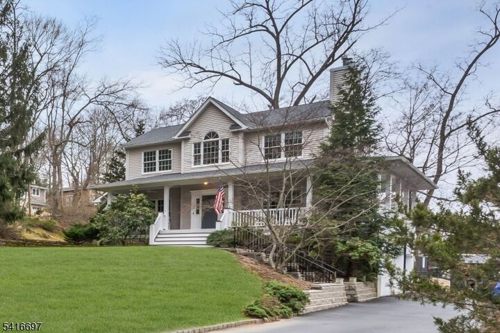 Property Photo:  72 Gillette Road  NJ 07933 