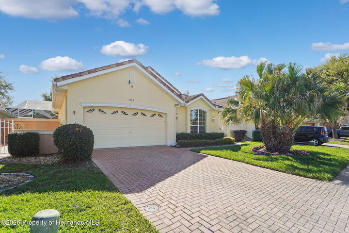 Property Photo:  4462 Caliquen Drive  FL 34604 