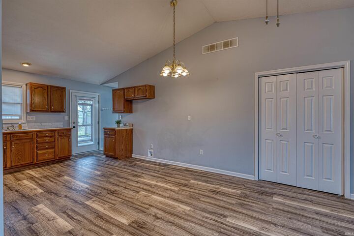 Property Photo:  1320 S Second Street  IN 47601 