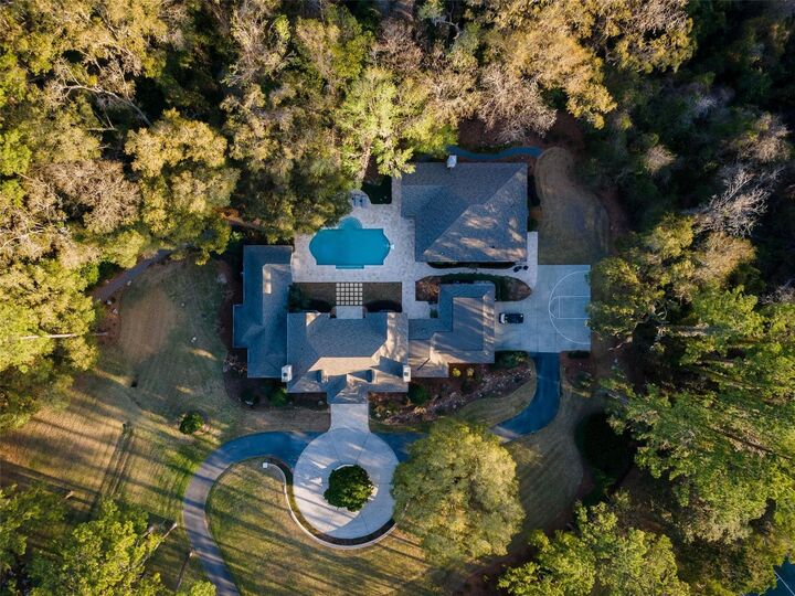 Property Photo:  623 SW 93rd Street  FL 32607 