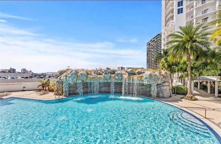 Property Photo:  1209 E Cumberland Avenue 505  FL 33602 