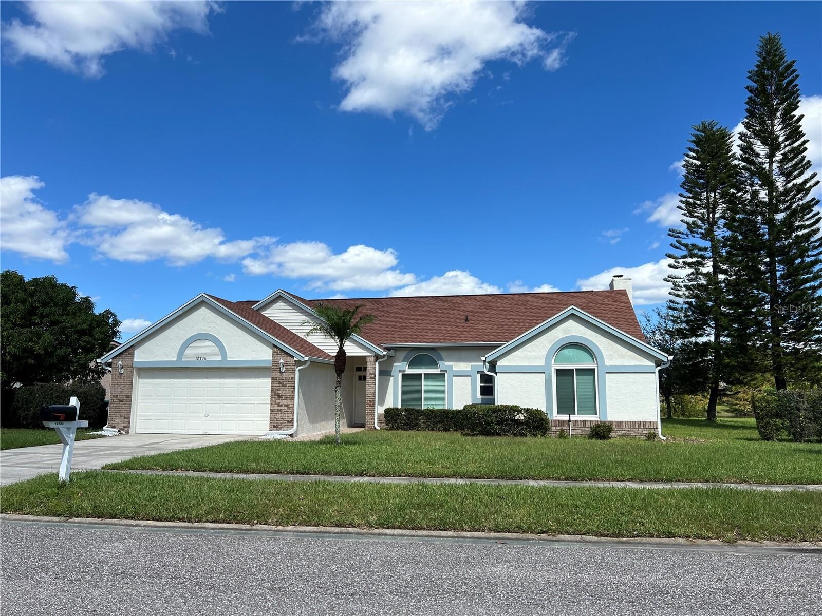 Property Photo:  12736 Newfield Drive  FL 32837 