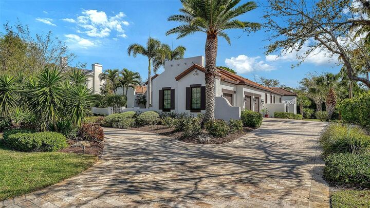 Property Photo:  230 Osprey Point Drive  FL 34229 