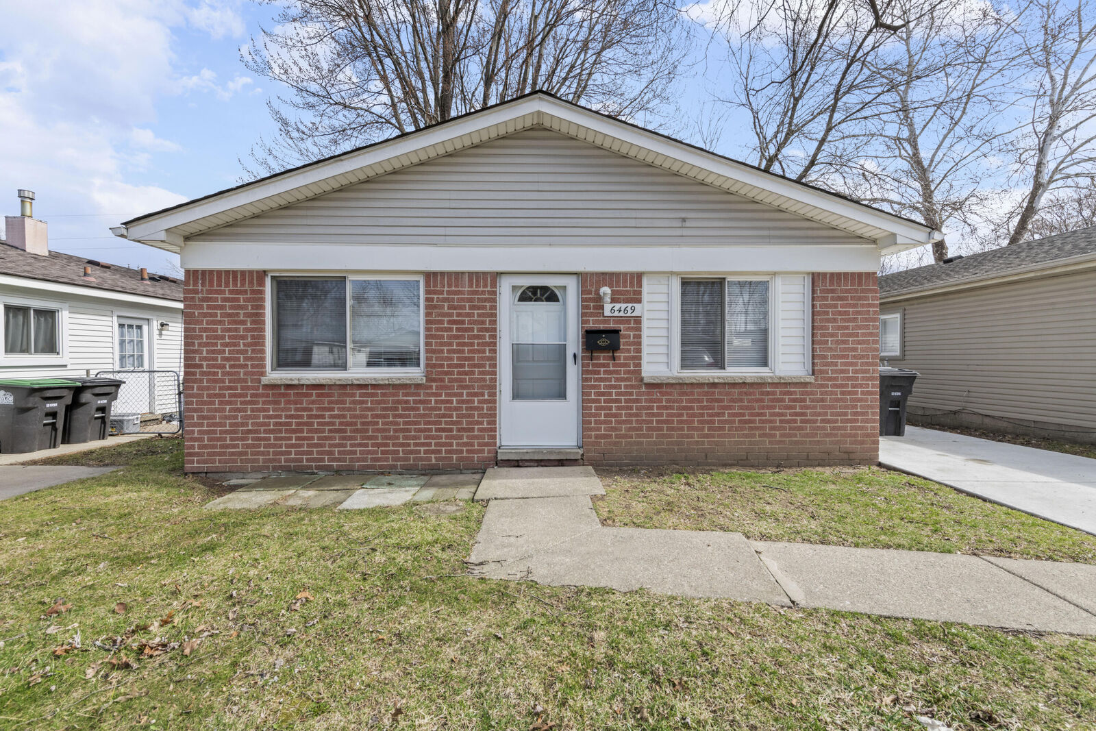Property Photo:  6469 Troy Street  MI 48180 