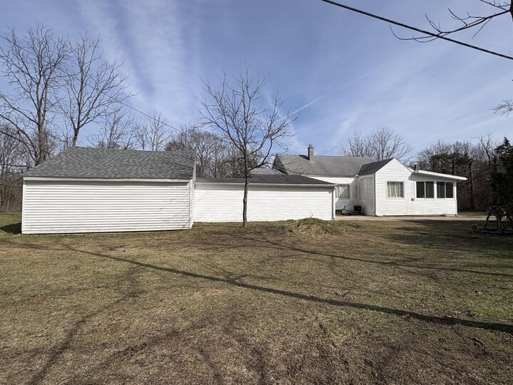 Property Photo:  1909 Bell Road  MI 49120 