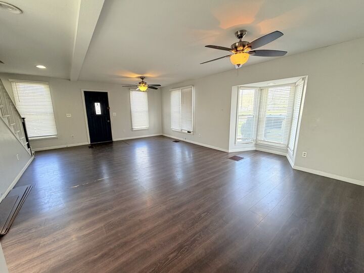 Property Photo:  608 W Cedar Street  IL 61752 