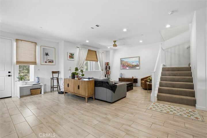 Property Photo:  3824 Sebright Road 1  CA 93401 