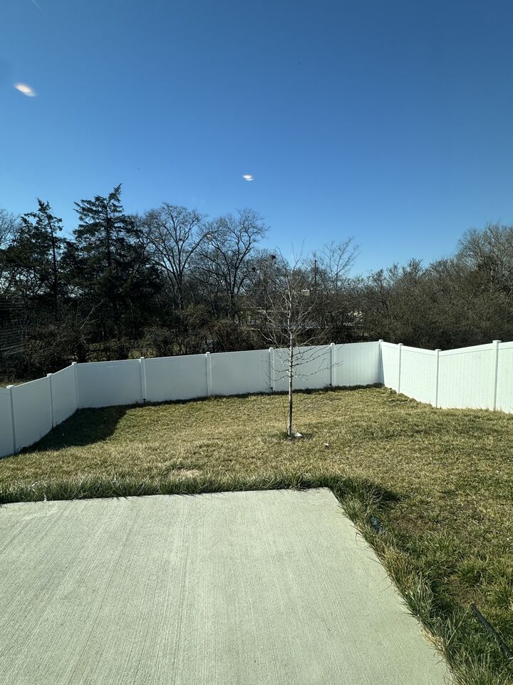 Property Photo:  1822 Mahala Dr  TN 37076 