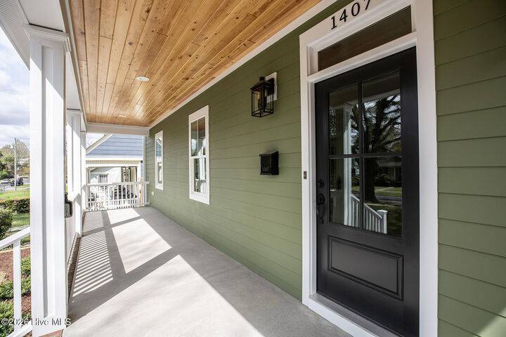 Property Photo:  1407 Chestnut Street  NC 28401 