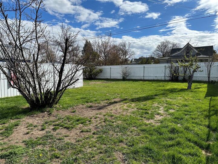 Property Photo:  516 Buck Street  MT 59870 