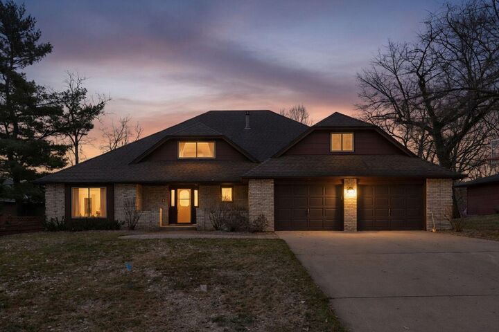 Property Photo: 970 Sherwood Road MN 55126