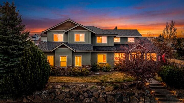 Property Photo: 4122 SW Salmon Place OR 97756